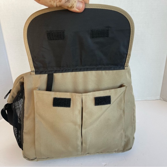 L.L. Bean Black and Tan Women  Messenger Bag - Picture 4 of 15